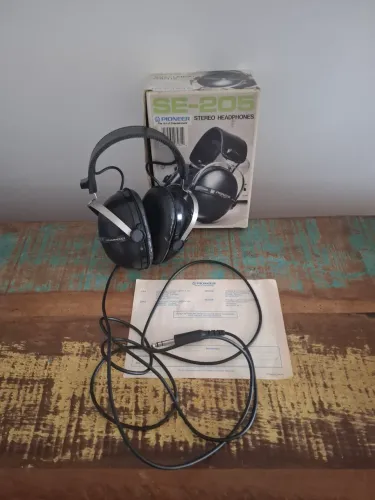 Fone de Ouvido Pioneer SE-205