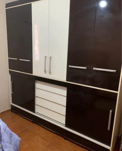 Guarda roupa 8 portas 