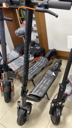 Patinetene elétrico xiaomi scooter 500 W suspensão dupla , 120 kl 2400 $