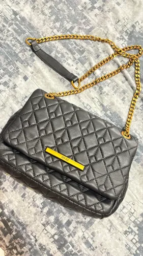 Vendo bolsa Santa Lolla