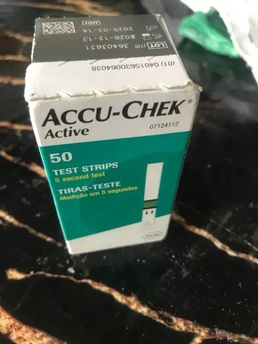 Vendo caixa com 2 caixa de tiras de medição cada uma 35