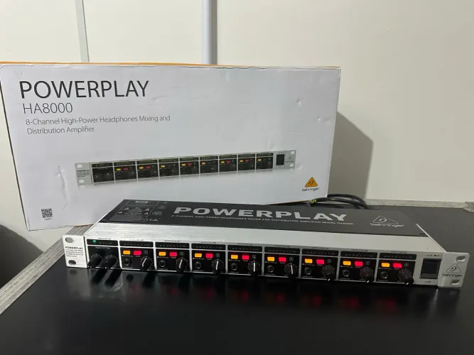Amplificador fones Behringer HA8000 Powerplay