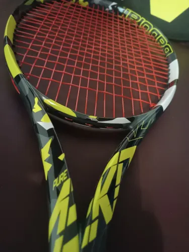 Raquete de Tênis Babolat Pure Aero 300g Cabeça 100 L2