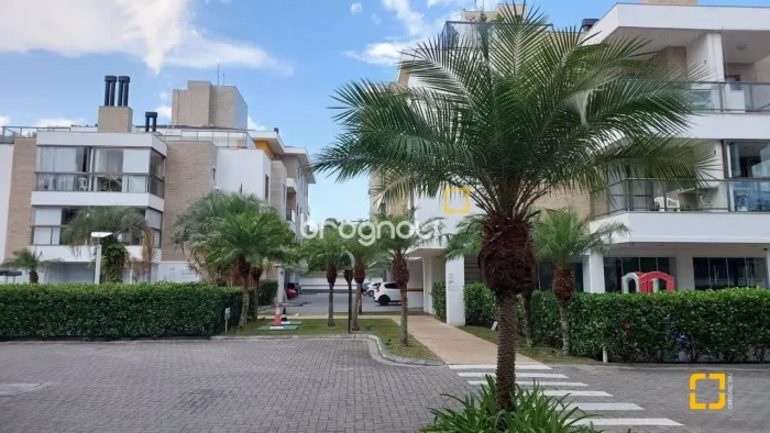 Apartamento 3 Dormitórios (1suíte) no Campeche - Florianópolis