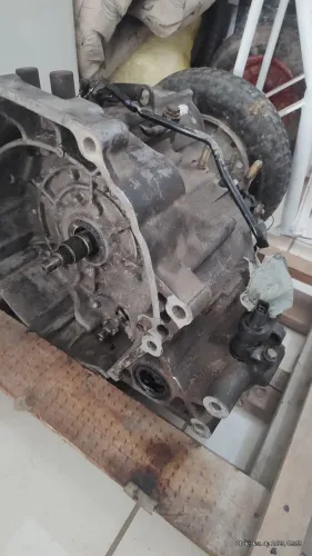 Vendo caixa de marcha do Honda Civic automático do ano 1996 a 2000 leia a descrição .