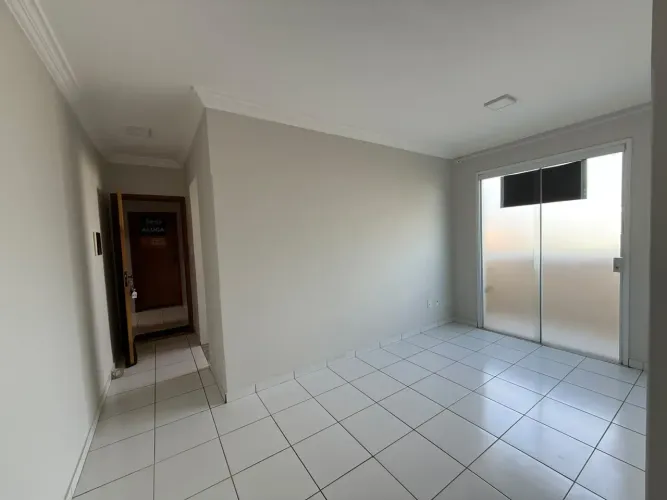 Imóvel para aluguel com 60 metros quadrados com 2 quartos em Presidente Roosevelt - Uberlâ