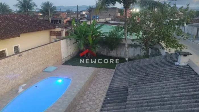 Casa em Rua Guilherme de Almeida - Morro do Algodão - Caraguatatuba/SP