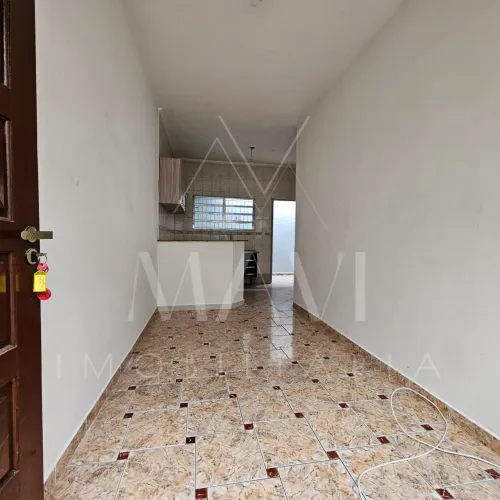Casa de 1 dormitório À Venda em Condomínio Na Vila Tupi, Praia Grande/SP