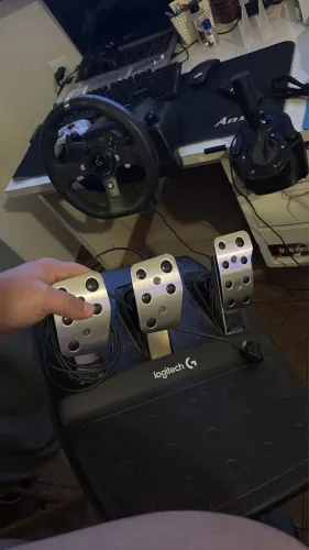 Volante Logitech G920 + Pedal + Câmbio