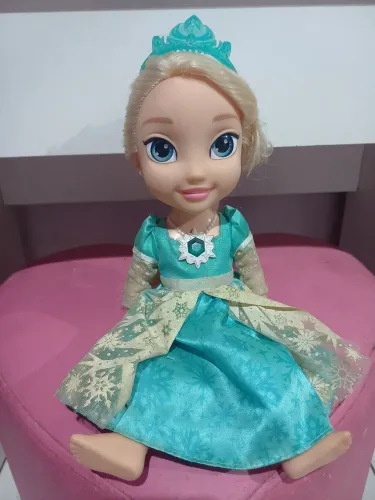 Boneca Elsa