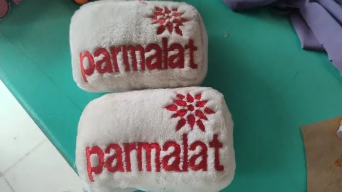 Saquinho de leite Parmalat pelúcia 2unidades