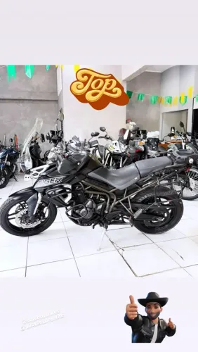 Triumph Tiger 800 XRT. COWBOY BIKES MOTORS