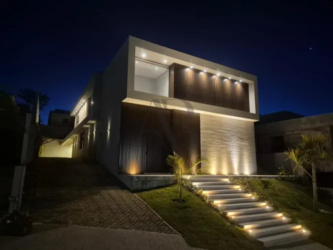 Casa de Condomínio com 4 Suítes e 6 Banheiros à Venda, 559,8 m² por R$ 6.400.000
