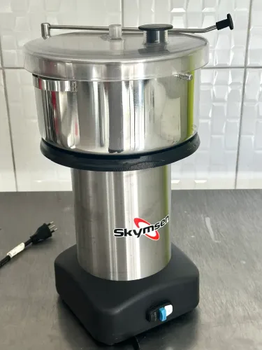 Cutter industrial inox de 8 Litros