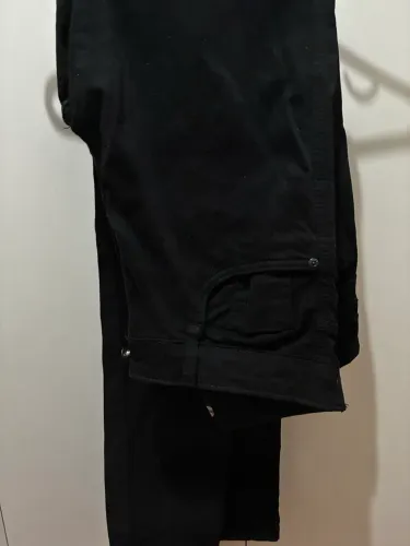 Calça jeans preta 38