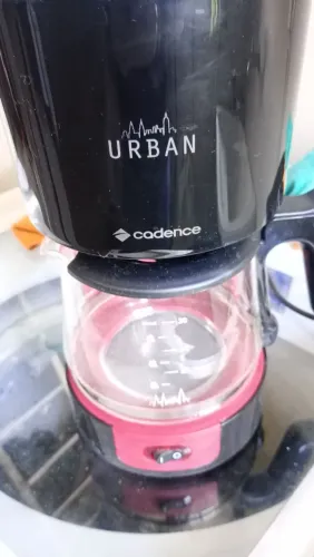 Cafeteira Cadence pra 30 cafézinhos 750W 220V