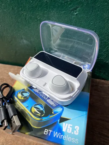 Fone de ouvido M10 branco entrega imediata novo na caixa