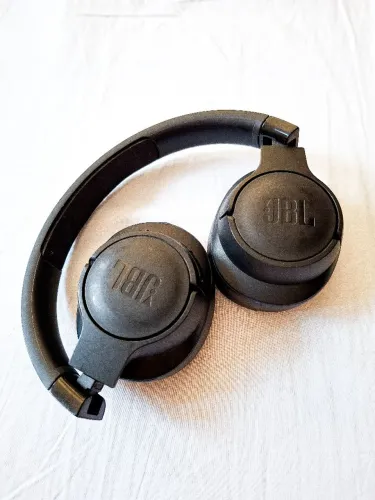 Fone de ouvido JBL Tune 720bt