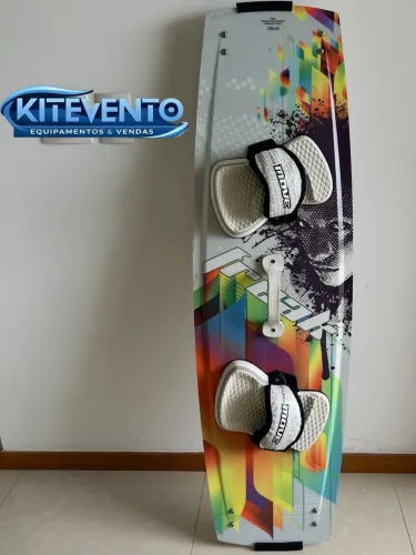 MOVE FREAK 2023 139cm PRANCHA BIDIRECIONAL KITESURF