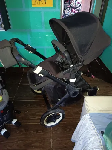 Carrinho de bebê bugaboo bufallo