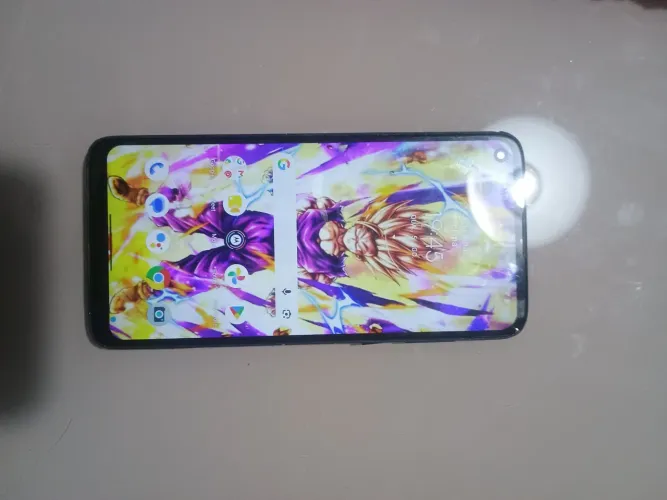Moto G8 Power 230,00