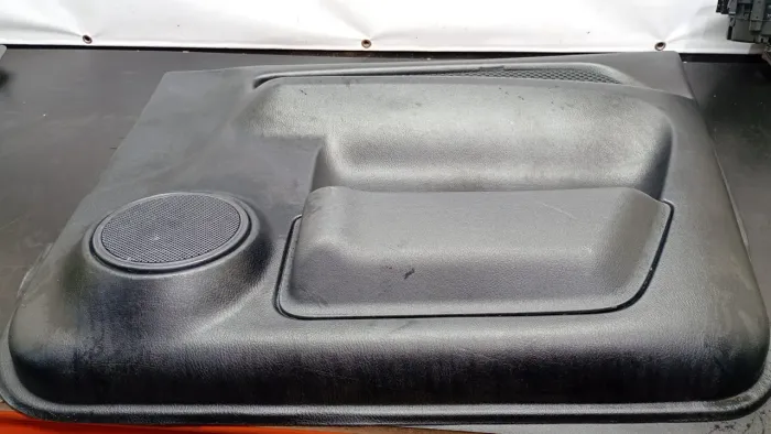 Forro de porta lateral dianteira/PAJERO TR4 2012