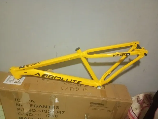 Quadro Absolute Nero 5 Aro 29 Tamanho 15 Amarelo