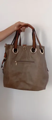 Vende se bolsa 