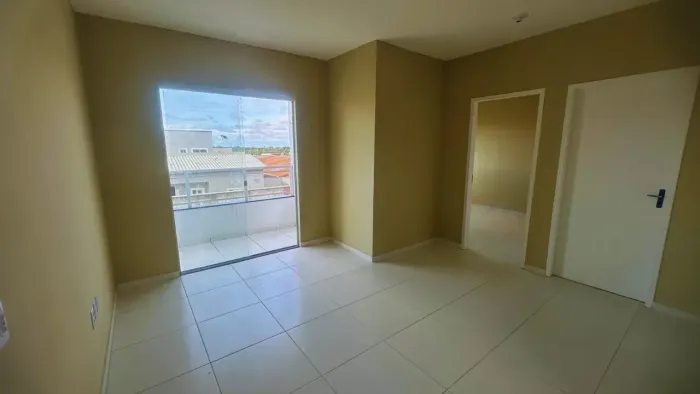 Venda de Lindo Apto no Gererau com Documento Inclusa - Mais informações