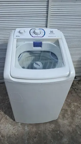 Máquina de lavar 8,5kg em ótimo estado de uso