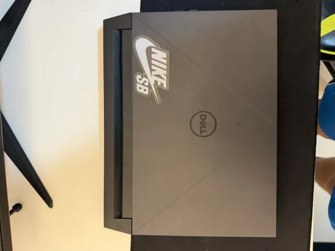 Notebook Dell G15 5530 | Intel Core I7-13650HX | RTX 3050 6GB | 16gb DDR5 | SSD 512GB