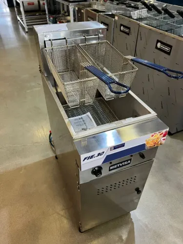 fritadeira elétrica 30L água e óleo 12.000W - nova
