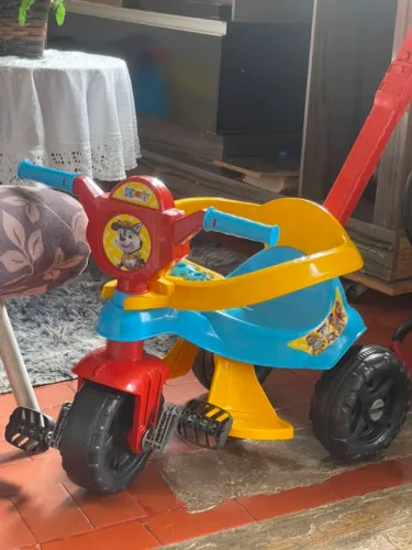 Vendo quadriciclo infantil 