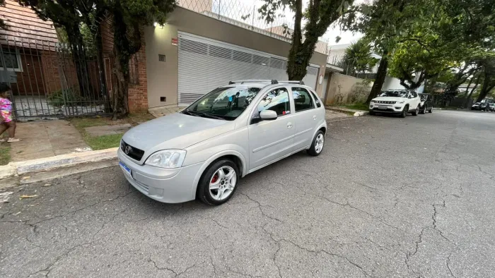 Chevrolet Corsa Hatchback 1.0 MPFI 8V 71cv 5P 2004