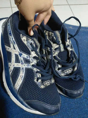 Vendo tênis asics