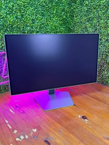 Monitor Samsung 27" QuadHD 240Hz OLED
