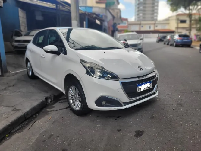 Peugeot 208 Active Pack 1.2 Flex 12V 5P Mec. 2017
