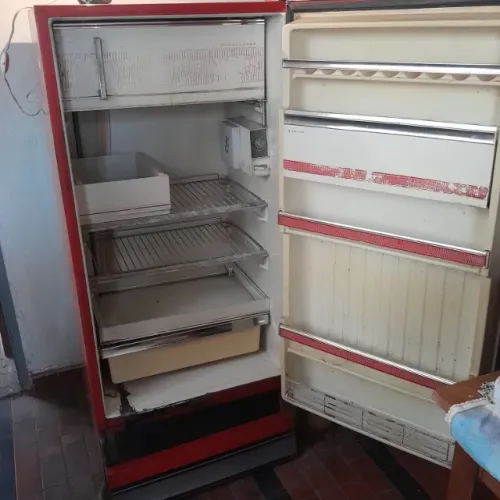GELADEIRA ANTIGA - RARA