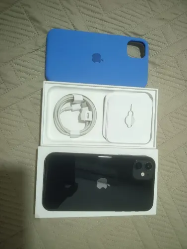 Celular sem detalhes película e capinha nova bateria 100%