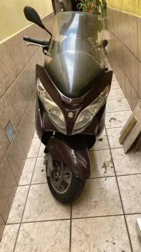 Suzuki Burgman 400