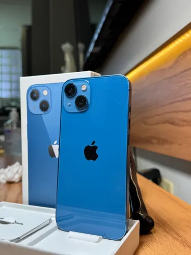 iPhone 13 - 128gb - azul