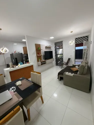 REPASSE CASA 3 QUARTOS EM PEDRAS - AO LADO DO CENTER BOX
