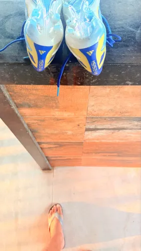 Chuteira adidas messi primeira linha 
