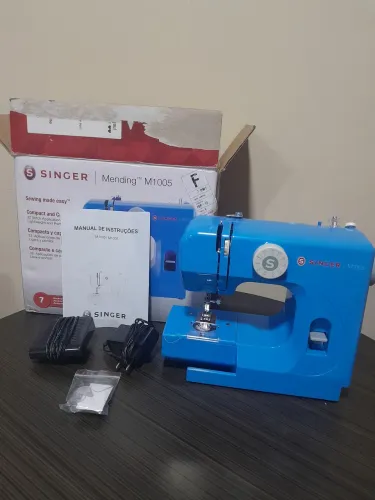 Máquina de costura Singer portátil M1005