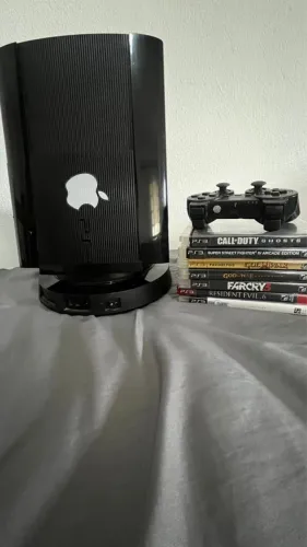 Ps3 com 3 controles e jogos originais