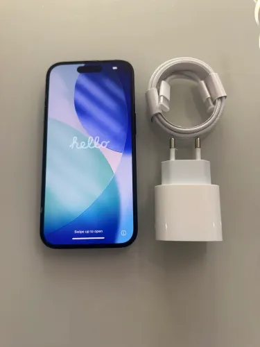 iPhone 15 128GB Semi Novo - Sem Avarias - Excelente Estado.