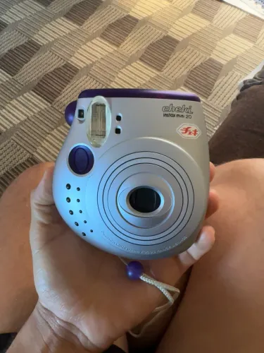 Modelo: Fujifilm Instax Mini 20 (Cheki)