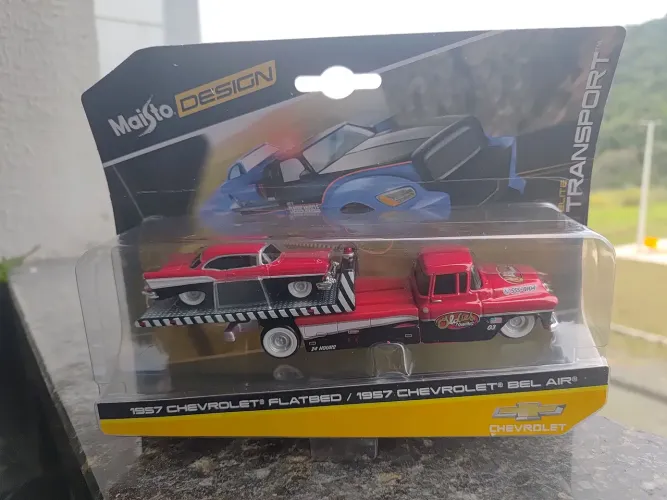 Miniatura caminhão maisto + Bel air