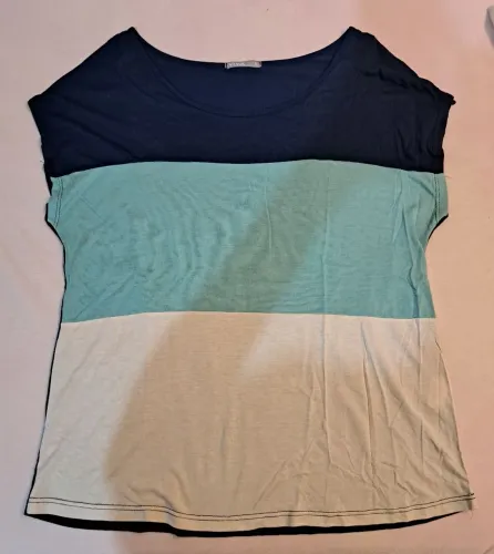 Camiseta azul