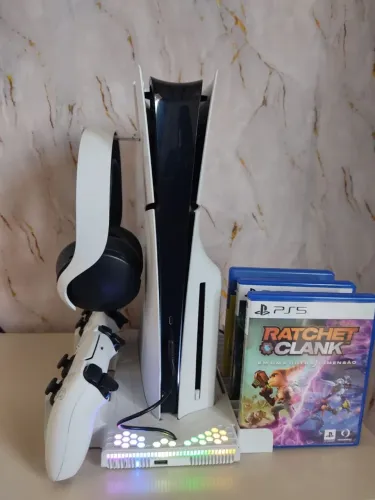PS5 dois controles + headset ps5 + resfriador carregador